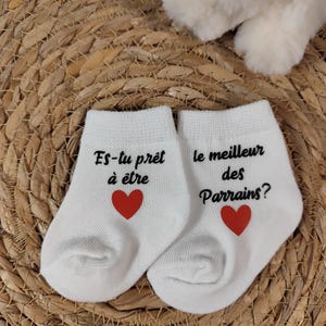 Demande originale parrain - Annonce grossesse parrain - chaussettes bébé personnalisées - surprise parrain - cadeau demande parrain