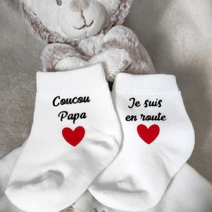 Chaussettes bébé annonce grossesse papa - cadeau futur papa - surprise futur papa - bientôt papa - coucou papa - surprise grossesse
