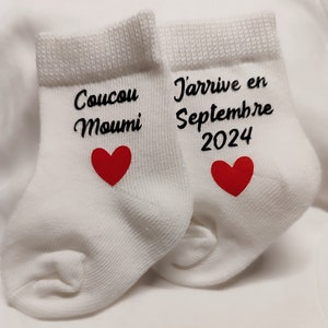 Chaussettes bébé annonce grossesse famille/mois/date personnalisable