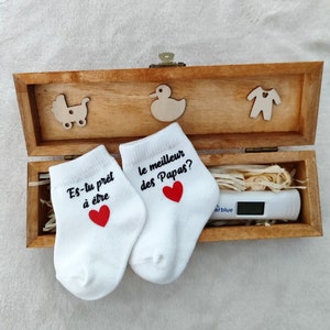 Coffret annonce grossesse papa/boîte test de grossesse et chaussettes bébé