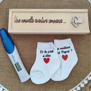 Coffret annonce grossesse papa - boîte test de grossesse et chaussettes bébé - cadeau futur papa - surprise futur papa