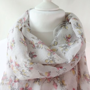 Off-White Floral Print Scarf – Lightweight, Oversized, Seconds Quality, Minor Defects