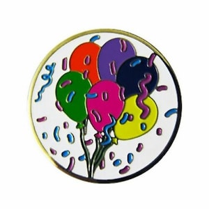 Happy Celebration Golf Ball Marker & Nickel Hat Clip