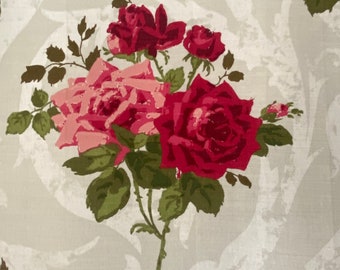 TV cover "Rosa Alba" de Nina Campbell 135X114 cm,housse télé tissu Campbell,poche tissu télévision,housse roses,tissu Nina Campbell,roses