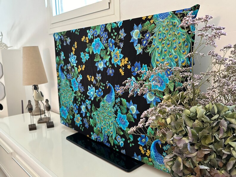 TV Cover Peacocks 110x65 Cm, Peacocks Television Cover, Timeless