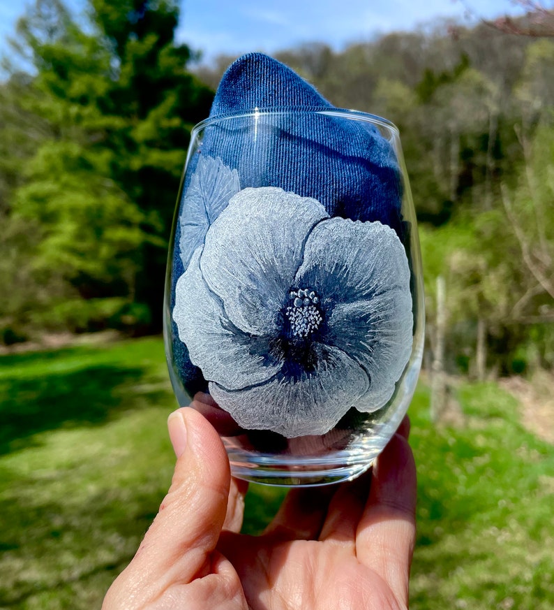 Hibiscus Flower Etched Wine Glass Personalized Engraved Etsy