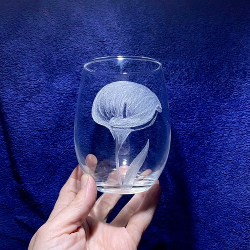 Sale!: Calla Lily Engraved Wine Glass! Stemless Etched Wine Glass. Personalized for Mom, Dad or Anniversary! Hand-Made Glass Art Custom Gift
