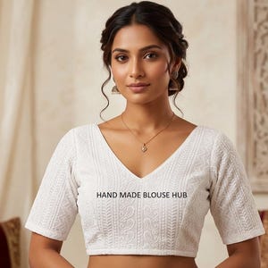 Bella Donna Indiana in Sari Clothing Tradizionale Con Nuziale