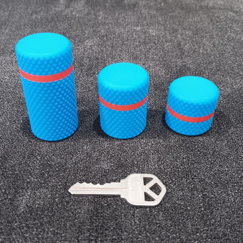 Knurled Pill Box Containers - Set of Three - Secure Screw-on Lid - Etsy