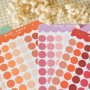 Planche de stickers mini dots - stickers mini dots pour bujo, journaling, bullet journal, penpal, planner - 56 stickers - 4 couleurs