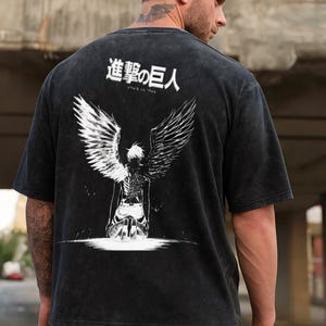 Camiseta Attack on Titan Oversized Acid Wash: Camiseta de anime Eren Yeager