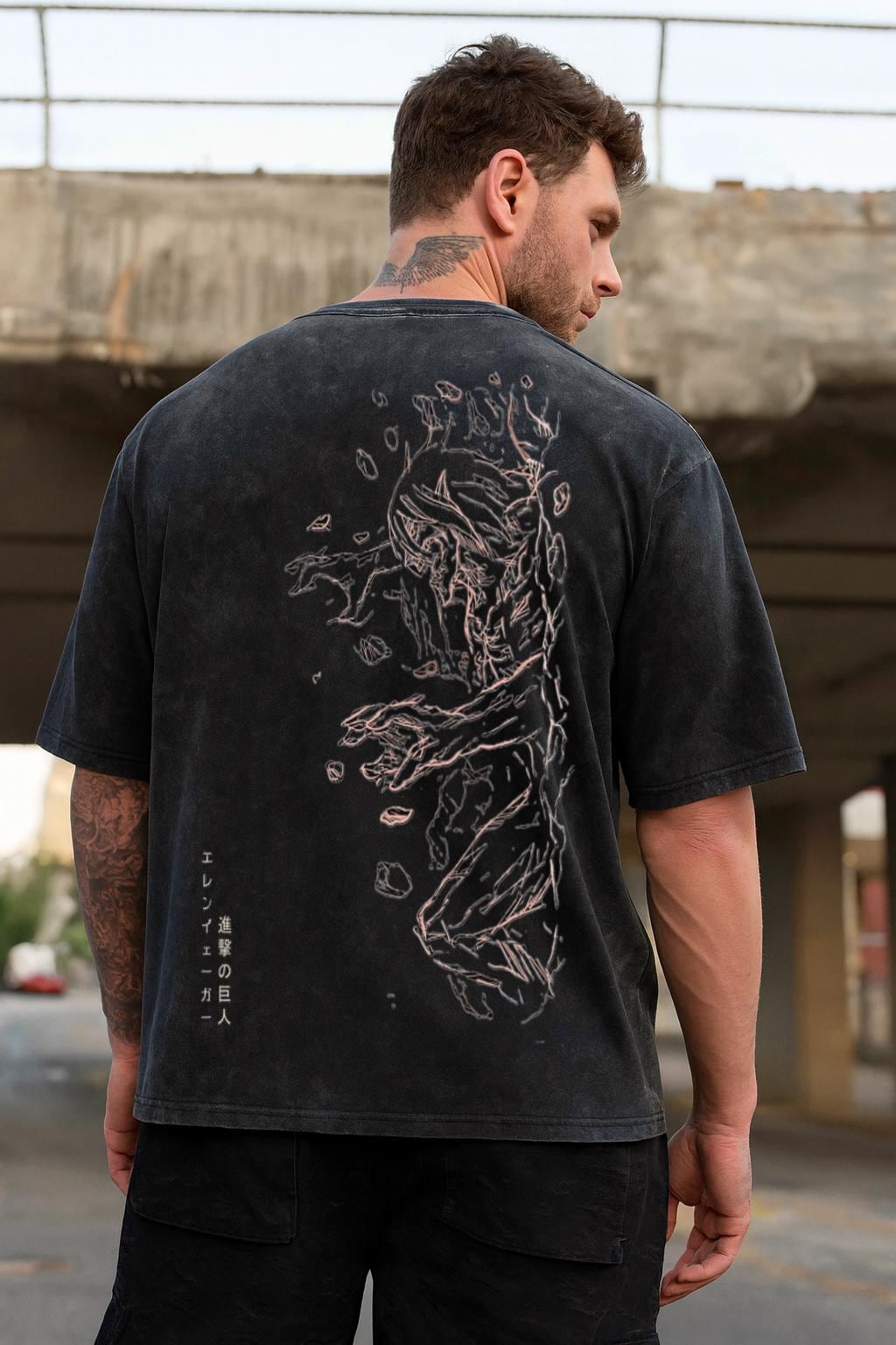 進撃の巨人 Tシャツ ATTACK ON TITAN エレン　黒 Lサイズ 進撃の巨人 アニメ オーバーサイズ アシッドウォッシュ Tシャツ エレン