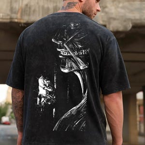 Maglietta oversize con lavaggio acido di Eren Yeager di Attack on Titan