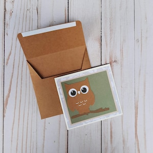 Carte de voeux vierge avec hibou