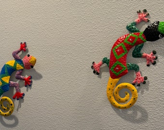 Multi-colored Metal Painted Geckos