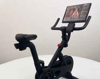 Bicicleta estática negra en miniatura para casa de muñecas a escala 1:12