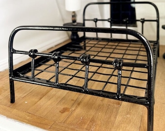 1:12 Scale Dollhouse bed frame, dollhouse miniatures bed, modern miniatures