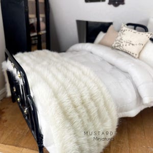 Dollhouse Modern Miniature Faux Fur Throw Blanket, 1:12 scale, Beige, Accent Decor