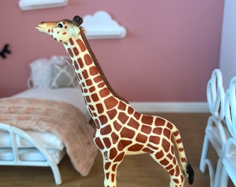 1:12 Scale Dollhouse Giraffe, Dollhouse Accessories, Modern Dollhouse, Girls Room