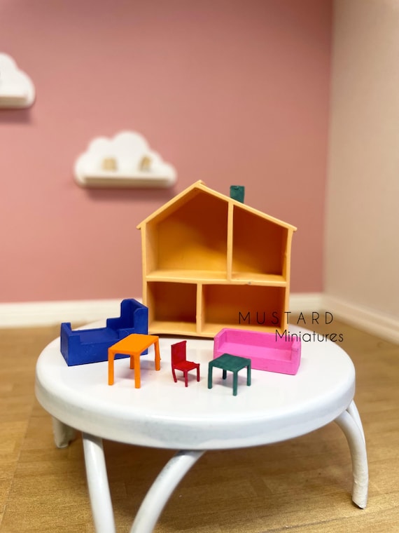 1:144 Scale 3D Printed Miniature Dollhouse With Furniture
