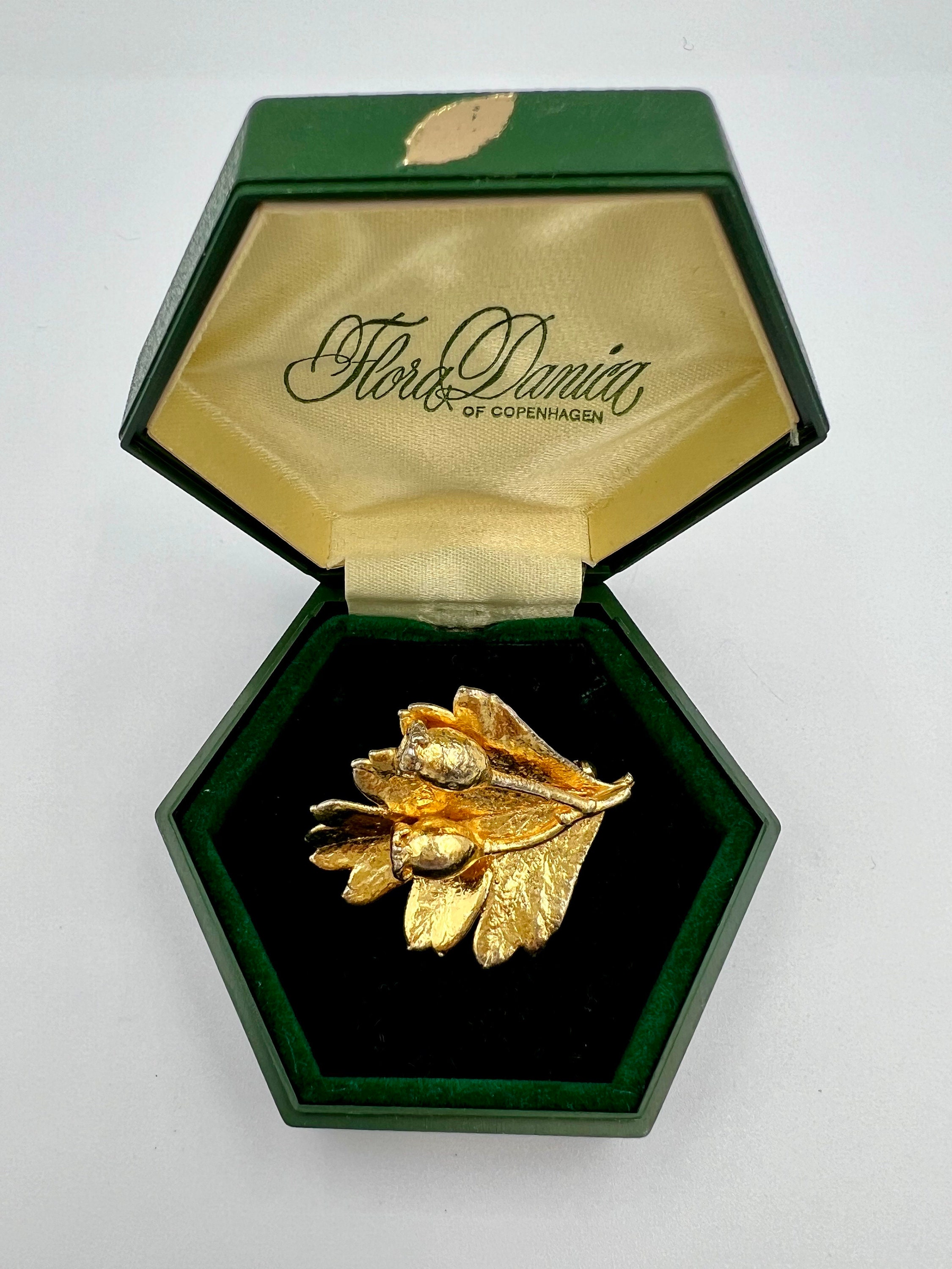 Flora Danica Brooch - Etsy Flora Danica Brooch - Etsy
