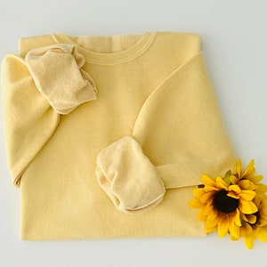 Vintage Sweatshirt Blanks Custom Dyed Lemon Yellow, Womens Sweatshirt, Regular and Plus Size 2XL-5XL Sweatshirt Unisex, Sweatshirt Women