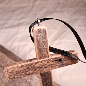 Small Reclaimed Wood Cross Ornament image 2