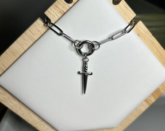 Dagger necklace