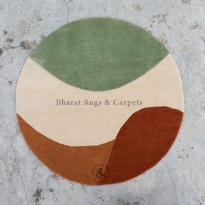 Alfombra redonda de lana verde salvia, tejida a mano, hecha a mano, con bloques de color orgánicos, estilo escandinavo moderno contemporáneo. imagen 1