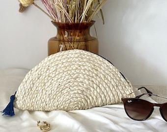 Sisal fabric round purse, Straw purse hand clutch, Rattan purse, Hand woven raffia clutch, Straw hand made clutch, Half moon bag, Straw bags