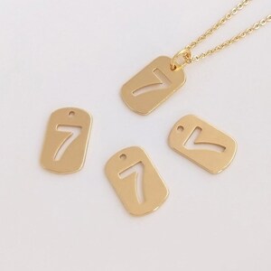 Carte numérique plaquée or 14K, 10 pièces, pendentif porte-bonheur 7, bricolage, Bracelet, collier, chaîne, pendentif, accessoires matériels