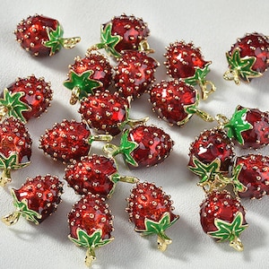 8PCS 14K Gold Filled Strawberry Pendant DIY Handmade Jewelry Jewelry Material Necklace Bracelet Pendant Accessories Paint baking process