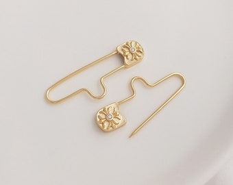 6PCS 14k Gold Filled Gold Tone Pin ,1.25 Inch,Three hole pin,Large Safety Pins,Zircon inlaid Pin,Charm Pin,Bridal Pin,Brooches
