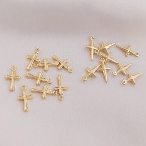 40PCS 14k Gold Filled Cross Charm ,Bracelets Finding,Trendy Charm,Gold Initial Charm , Bracelet DIY Jewelry making