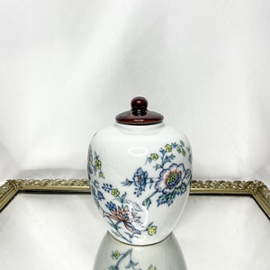 Rare Vintage Floral Design Brown Lidded Asian Ginger Jar Chinoiserie Style