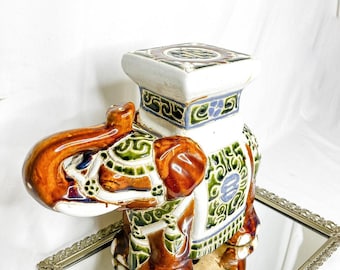Stary chiński ceramiczny stojak na garnki w kształcie słonia, lata 70. XX wieku