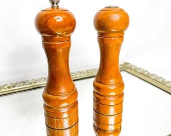 Mid-Century Japanese Wooden Salt and Pepper Grinder Set, Vintage Cottage Decor