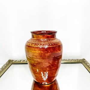 Beautiful Fall Autumn Colored Signed Pottery Vase