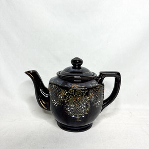 1940s Vintage Japanese Moriage Handpainted Teapot