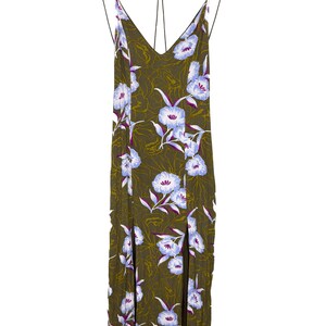green emerald velvet dress Dress Casual Short By Urban Outfitters In Green, Size:L – Clothes Mentor  Mayfield Heights OH