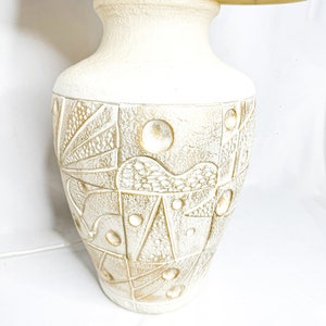 Postmodern Cream and Tan Ceramic Table Lamp