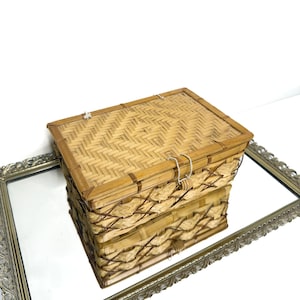 Vintage Lidded Wicker rattan Rectangle box