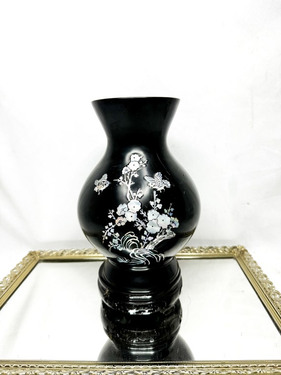 Beautiful Vintage Asian Black Lacquer Mother of Pearl Inlaid