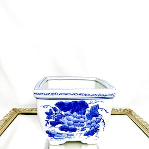 Vintage Ceramic Blue and White Grape Design Asian Planter 6 x 6 x 5 H