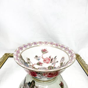Rose of The Isles, Hand painted Porcelain Fruit Bowl. By Toyo..Pink/ Cream glaze