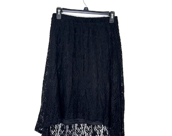 Bobeau Anthropology black skirt size medium lace top layer pull on poly nylon spandex