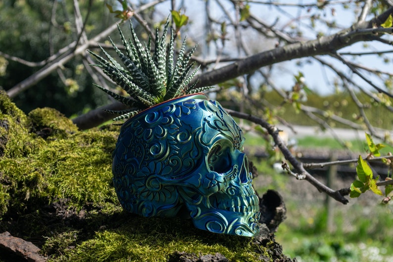 Mexican Calavera Skull Planter Sugar Skull Pot Day of the Dead Gothic Garden Planter Decor image 8