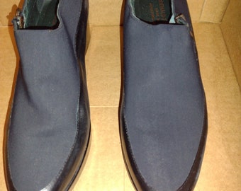 Donald J Pliner Black Shoe Shooties