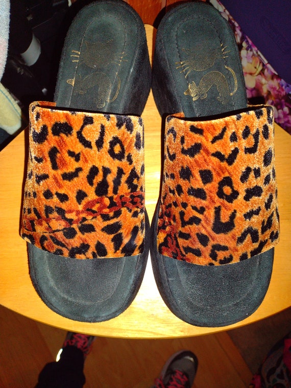 Vintage Animal Print Platform Slides