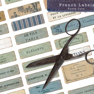 Peut inclure: Un ensemble d'étiquettes françaises de style vintage, de forme rectangulaire, avec du texte et des éléments décoratifs. Les étiquettes sont dans des tons de bleu, vert et beige, avec une paire de ciseaux anciens. Le texte "French Labels" est visible.